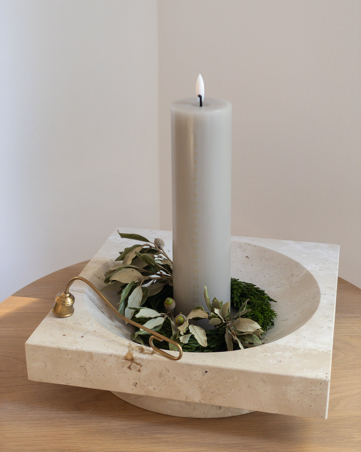 Ester & Erik LED-Kalenderkerze No. 22 Linen Grey inkl. Fernbedienung