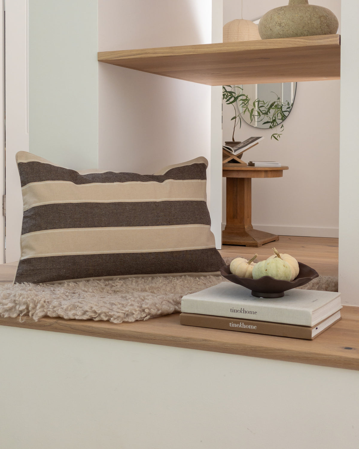 Tine K Home Kissen Mocca breit gestreift 40 × 60 cm