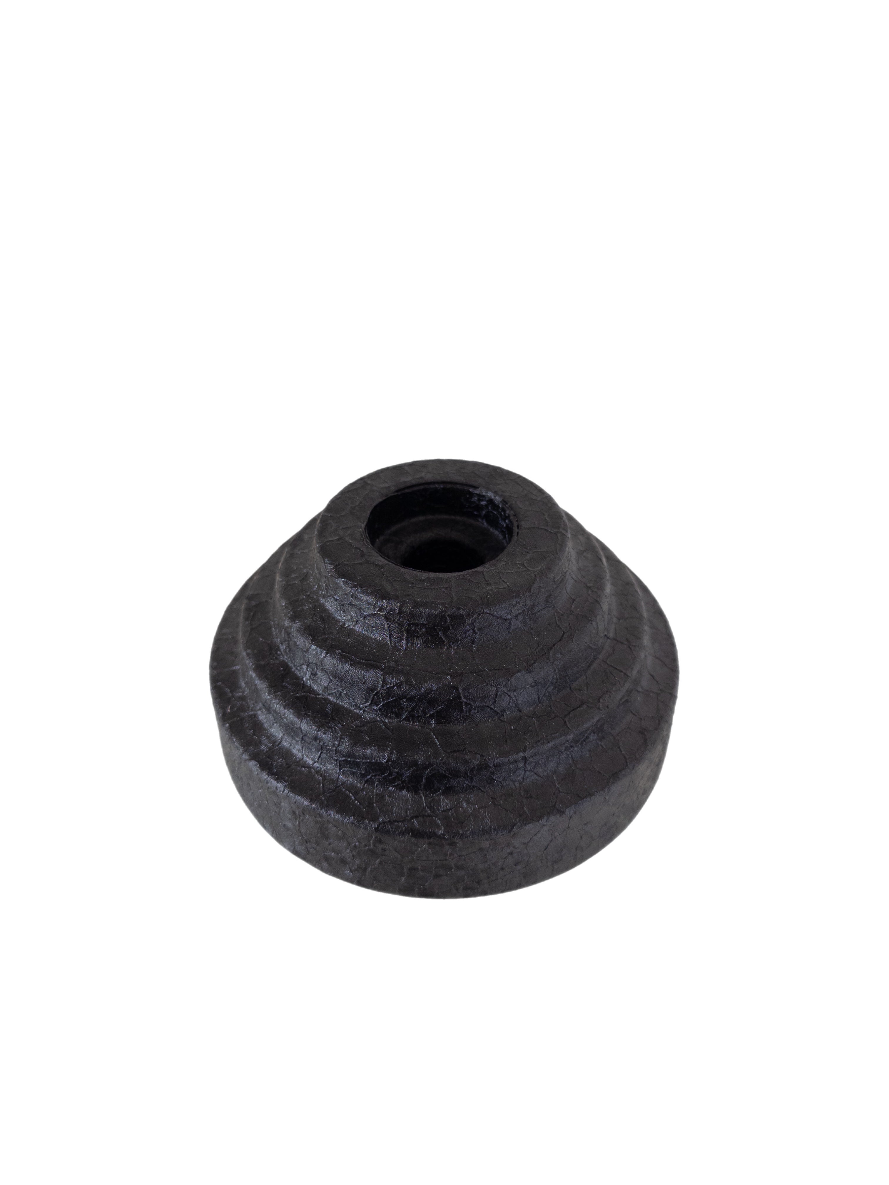 Kerzenständer schwarz aus Keramik mit Stufenform
