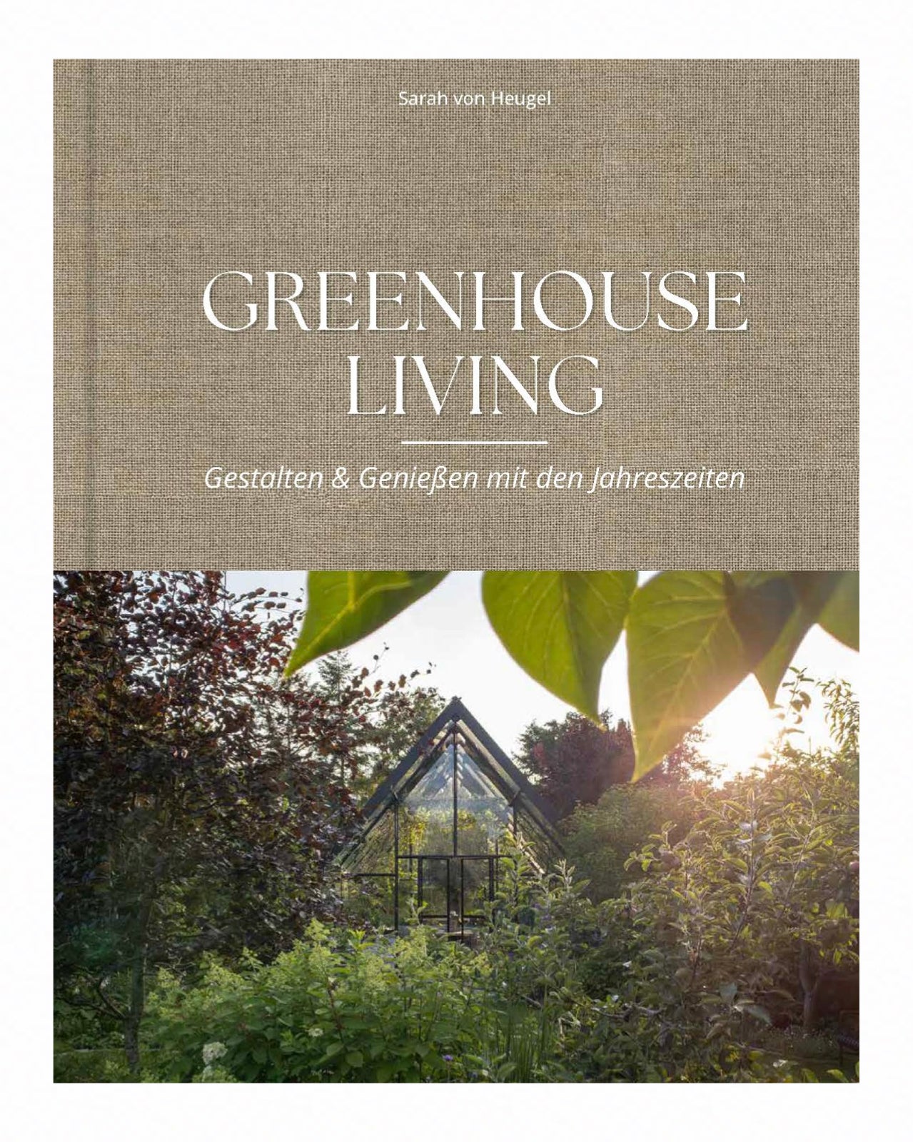 Greenhouse Living Coffee Table Book mit Leineneinband