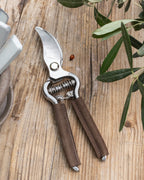 Gartenschere mit Ledergriffen