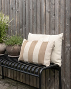 Outdoorkissen beige mit cremeweißen Streifen 30 x 50 cm