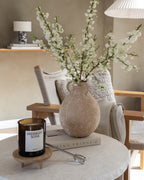 Amphore Vase in Beige aus Metall „Mira“