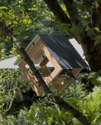 Futterhaus aus Eichenholz „Bo“