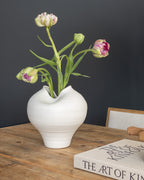 Kleine weiße Vase „Suna“