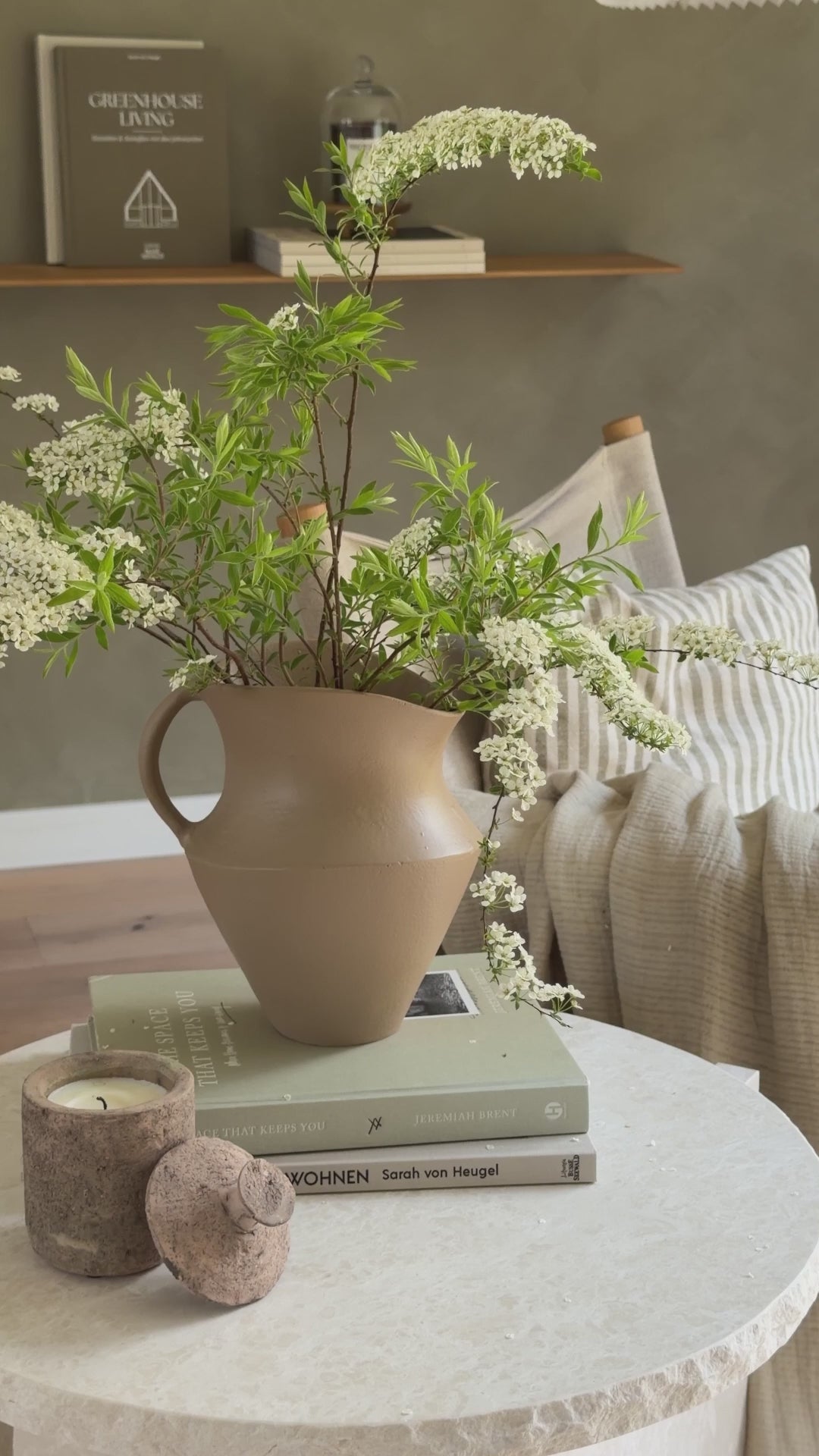 Metallvase beige Krug „Almora“